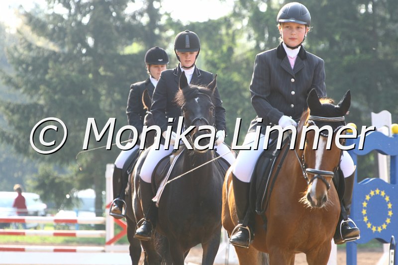 104M5185_Divinjo_Dressur E.JPG